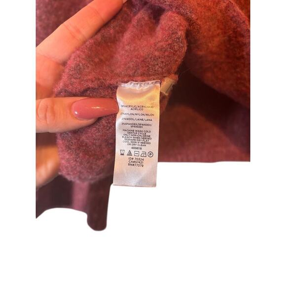 Ann Taylor wool blend sweater size large in excellent condition - Picture 6 of 6